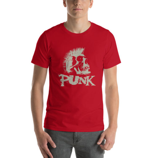 T-shirt punk rouge avec un crâne